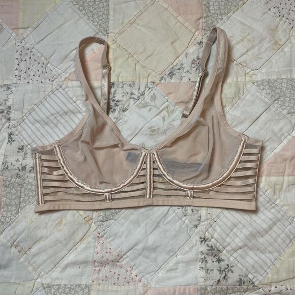 victoria’s secret unlined plunge bra size 34b pale nude pink - Picture 1 of 6